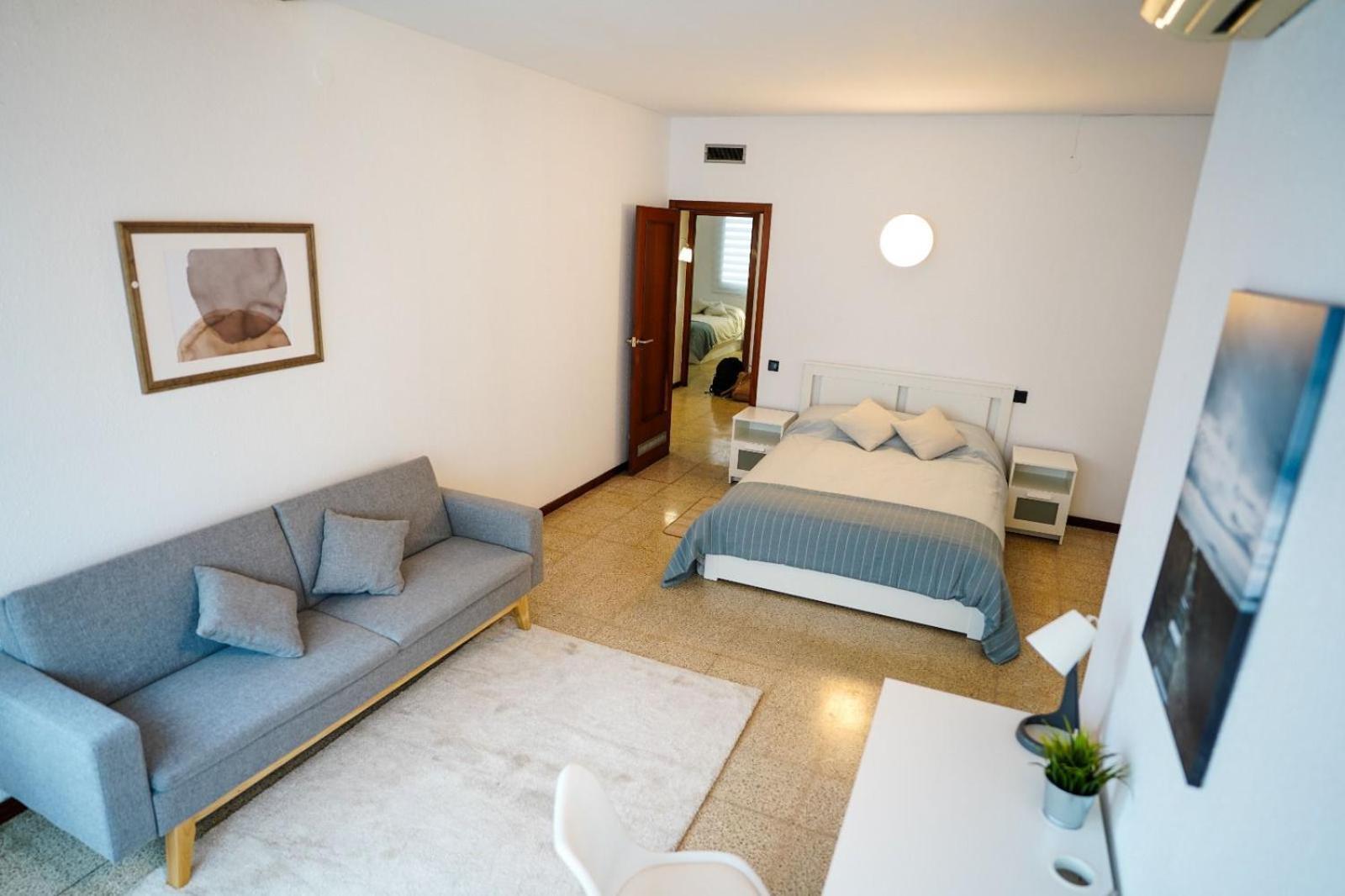 Habitacion Privada En Piso Compartido Lepanto Барселона Экстерьер фото