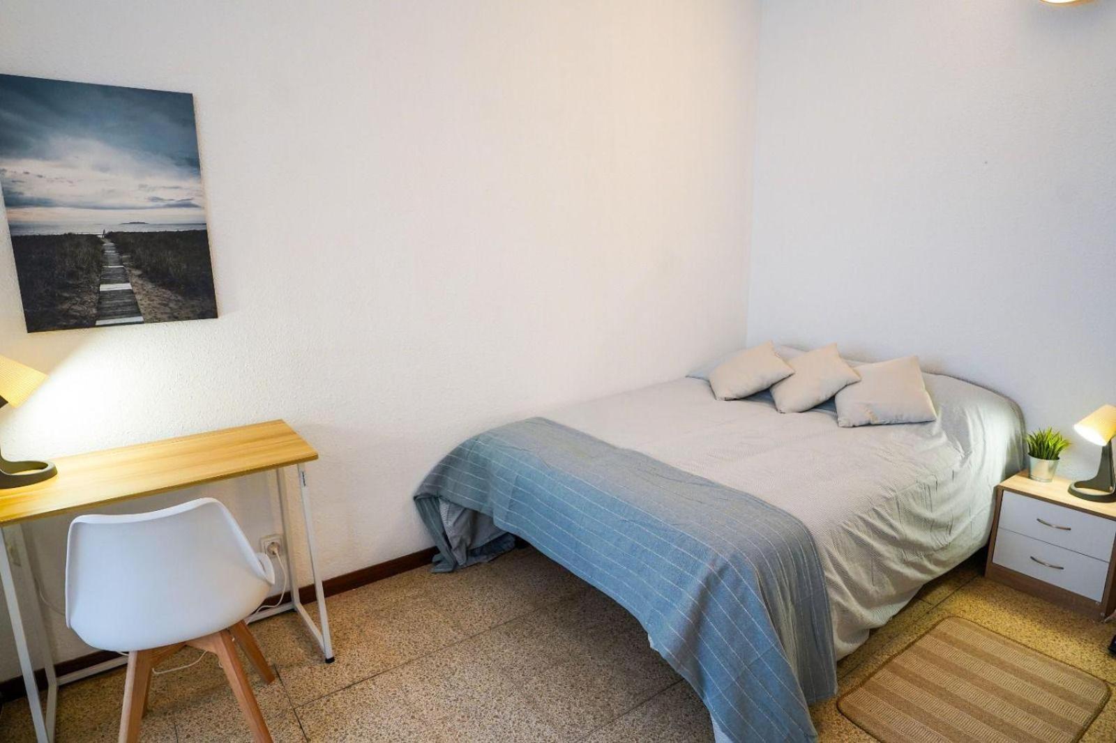 Habitacion Privada En Piso Compartido Lepanto Барселона Экстерьер фото